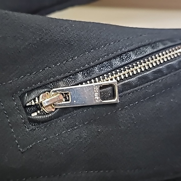 Vintage Guess Women's Jacket Small Black Faux Leather Full Zip Motorcycle Jacket - Picture 4 of 8